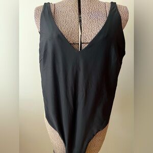 Lululemon black one piece swimsuit size 8